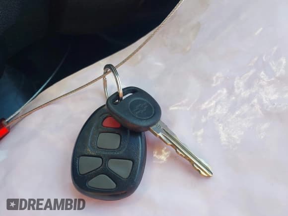 ✅ 2011 Chevrolet Suburban LT • VIN: 1GNSKJE30BR208994 • Lot: 43551916. Wystawiony na IAAI z przebiegiem 239 030 mil. Bezpłatny archiwum sprzedaży aukcyjnych z USA i szczegółowy raport historii pojazdu na DreamBid. Zdjęcie 11.