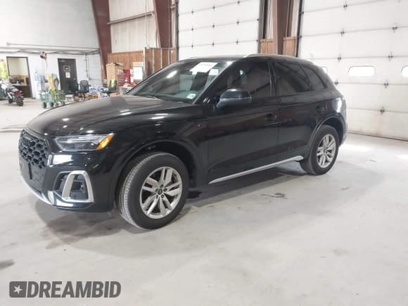✅ 2024 Audi Q5 S line Premium • VIN: WA1GAAFY0R2036829 • Лот: 43394881. Опубликован ранее на IAAI с пробегом 35 249 миль. Бесплатный доступ к архиву аукционных продаж из США и подробный отчёт об истории автомобиля на DreamBid. Изображение 2.