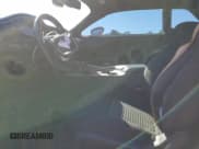 ✅ 2022 Dodge Challenger GT • VIN: 2C3CDZJG2NH191221 • Lot: 91795195. Wystawiony na Copart z przebiegiem 26 607 mil. Bezpłatny archiwum sprzedaży aukcyjnych z USA i szczegółowy raport historii pojazdu na DreamBid. Zdjęcie 7.