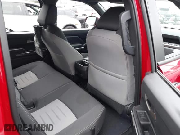 ✅ 2025 Toyota Tacoma SR • VIN: 3TYLB5JN1ST062638 • Лот: 42359245. Опубликован ранее на IAAI с пробегом 3 335 миль. Бесплатный доступ к архиву аукционных продаж из США и подробный отчёт об истории автомобиля на DreamBid. Изображение 8.