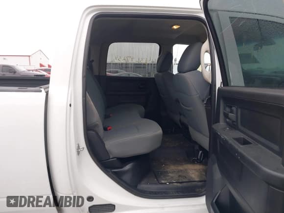 ✅ 2013 Ram 2500 Tradesman • VIN: 3C6UR5HL0DG580930 • Lot: 43697234. Wystawiony na IAAI z przebiegiem 68 246 mil. Bezpłatny archiwum sprzedaży aukcyjnych z USA i szczegółowy raport historii pojazdu na DreamBid. Zdjęcie 8.