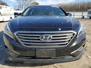 ✅ 2017 Hyundai Sonata SE • VIN: 5NPE24AF8HH553875 • Lot: 40596843. Listed on Copart with 54,635 mi. Free auction sales archive from the USA and detailed vehicle history report at DreamBid. Image 5.
