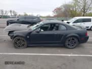 ✅ 1999 Ford Mustang • VIN: 1FAFP4040XF157766 • Lot: 42059696. Wystawiony na IAAI z przebiegiem 133 287 mil. Bezpłatny archiwum sprzedaży aukcyjnych z USA i szczegółowy raport historii pojazdu na DreamBid. Zdjęcie 14.