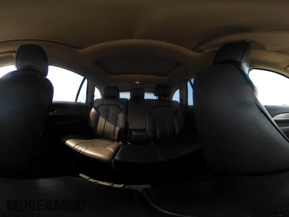 ✅ 2011 Lincoln MKX • VIN: 2LMDJ8JK4BBJ24397 • Lot: 42619576. Wystawiony na IAAI z przebiegiem 200 090 mil. Bezpłatny archiwum sprzedaży aukcyjnych z USA i szczegółowy raport historii pojazdu na DreamBid. Zdjęcie 19.