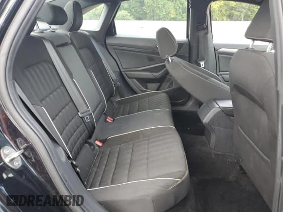 ✅ 2022 Volkswagen Jetta Sport • VIN: 3VWBM7BU7NM001914 • Lot: 67831135. Listed on Copart with 35,488 mi. Free auction sales archive from the USA and detailed vehicle history report at DreamBid. Image 10.