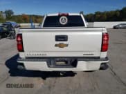 ✅ 2018 Chevrolet Silverado 1500 LT • VIN: 3GCUKREC7JG124119 • Lot: 89725465. Wystawiony na Copart z przebiegiem 111 091 mil. Bezpłatny archiwum sprzedaży aukcyjnych z USA i szczegółowy raport historii pojazdu na DreamBid. Zdjęcie 6.