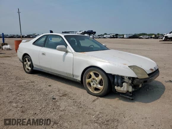 ✅ 1998 Honda Prelude • VIN: JHMBB6240WC006599 • Lot: 57177035. Listed on Copart with 172,435 mi. Free auction sales archive from the USA and detailed vehicle history report at DreamBid. Image 4.