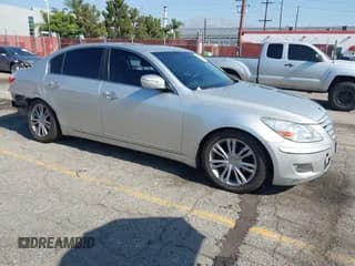 ✅ 2010 Hyundai Genesis • VIN: KMHGC4DE0AU081090 • Lot: 42963413. Listed on IAAI with 198,466 mi. Free auction sales archive from the USA and detailed vehicle history report at DreamBid. Image 1.