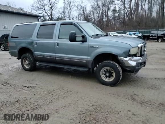 ✅ 2001 Ford Excursion XLT • VIN: 1FMNU41S11ED30084 • Lot: 85847624. Listed on Copart with 122,272 mi. Free auction sales archive from the USA and detailed vehicle history report at DreamBid. Image 12.