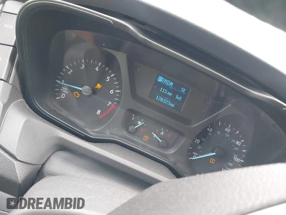 ✅ 2016 Ford Transit XL • VIN: 1FBZX2ZM8GKB15677 • Lot: 42271303. Wystawiony na IAAI z przebiegiem 128 323 mil. Bezpłatny archiwum sprzedaży aukcyjnych z USA i szczegółowy raport historii pojazdu na DreamBid. Zdjęcie 7.