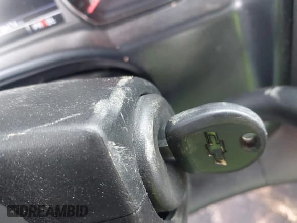 ✅ 2019 Chevrolet Silverado 1500 LT • VIN: 2GCRCPEC8K1140668 • Lot: 42362834. Wystawiony na IAAI z przebiegiem 138 474 mil. Bezpłatny archiwum sprzedaży aukcyjnych z USA i szczegółowy raport historii pojazdu na DreamBid. Zdjęcie 11.