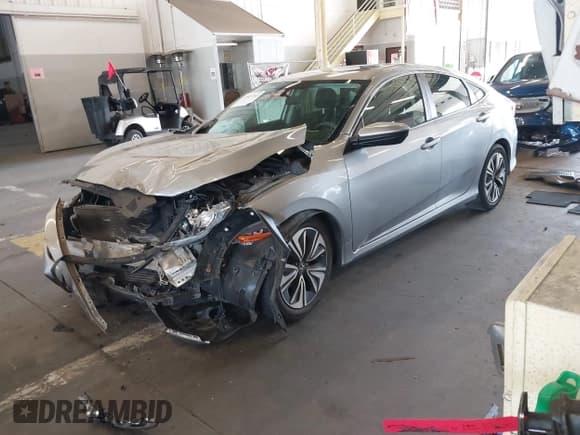 ✅ 2018 Honda Civic EX-T • VIN: JHMFC1F38JX016107 • Лот: 42921365. Опубликован ранее на IAAI с пробегом 110 252 миль. Бесплатный доступ к архиву аукционных продаж из США и подробный отчёт об истории автомобиля на DreamBid. Изображение 18.