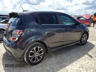 ✅ 2017 Chevrolet Sonic LT • VIN: 1G1JD6SH9H4104482 • Лот: 73944614. Размещён на Copart с пробегом Не указан миль. Получите бесплатный доступ к архиву аукционных продаж из США и посмотрите подробный отчёт об истории автомобиля на DreamBid. Изображение 3.