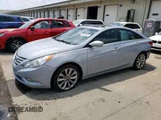 ✅ 2012 Hyundai Sonata SE • VIN: 5NPEC4AC9CH477031 • Lot: 60033034. Listed on Copart with 88,859 mi. Free auction sales archive from the USA and detailed vehicle history report at DreamBid. Image 1.