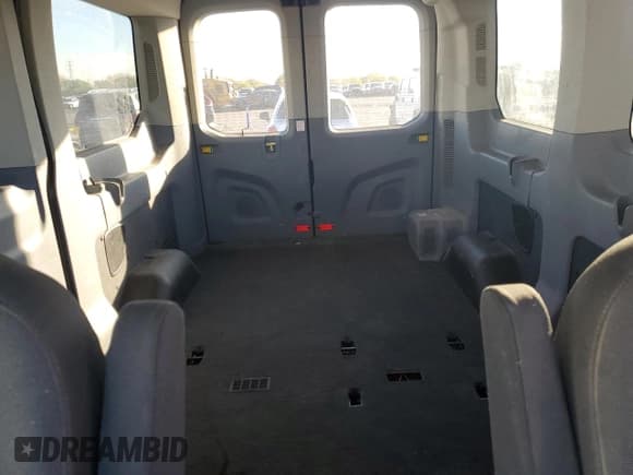 ✅ 2019 Ford Transit • VIN: 1FMZK1CG3KKB10088 • Лот: 91008515. Опубликован ранее на Copart с пробегом 137 844 миль. Бесплатный доступ к архиву аукционных продаж из США и подробный отчёт об истории автомобиля на DreamBid. Изображение 10.