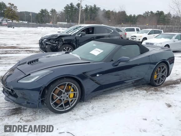 ✅ 2014 Chevrolet Corvette Z51 2LT • VIN: 1G1YJ3D79E5107110 • Lot: 41307184. Listed on IAAI with 27,536 mi. Free auction sales archive from the USA and detailed vehicle history report at DreamBid. Image 14.
