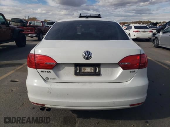 ✅ 2014 Volkswagen Jetta TDI • VIN: 3VWLL7AJ1EM290500 • Lot: 90824265. Wystawiony na Copart z przebiegiem 158 400 mil. Bezpłatny archiwum sprzedaży aukcyjnych z USA i szczegółowy raport historii pojazdu na DreamBid. Zdjęcie 6.