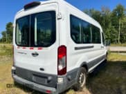 ✅ 2018 Ford Transit XL • VIN: 1FDZX2CM1JKA06050 • Lot: 80807555. Wystawiony na Copart z przebiegiem 270 748 mil. Bezpłatny archiwum sprzedaży aukcyjnych z USA i szczegółowy raport historii pojazdu na DreamBid. Zdjęcie 4.