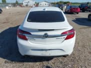 ✅ 2017 Buick Regal Sport Touring • VIN: 2G4GL5EX5H9106482 • Lot: 43163891. Wystawiony na IAAI z przebiegiem 205 552 mil. Bezpłatny archiwum sprzedaży aukcyjnych z USA i szczegółowy raport historii pojazdu na DreamBid. Zdjęcie 17.