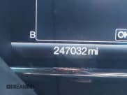 ✅ 2017 Lincoln MKZ Hybrid Reserve • VIN: 3LN6L5MU0HR602531 • Lot: 43642664. Wystawiony na IAAI z przebiegiem 247 032 mil. Bezpłatny archiwum sprzedaży aukcyjnych z USA i szczegółowy raport historii pojazdu na DreamBid. Zdjęcie 15.