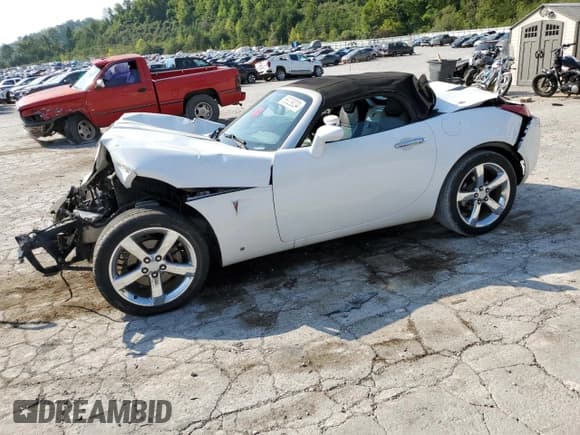 ✅ 2007 Pontiac Solstice • VIN: 1G2MB35B37Y125386 • Лот: 69329034. Опубликован ранее на Copart с пробегом 116 898 миль. Бесплатный доступ к архиву аукционных продаж из США и подробный отчёт об истории автомобиля на DreamBid. Изображение 1.