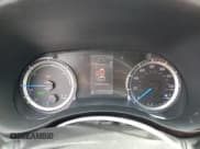 ✅ 2022 Toyota Highlander Hybrid LE • VIN: 5TDZARAH2NS511839 • Lot: 46539855. Wystawiony na Copart z przebiegiem 162 228 mil. Bezpłatny archiwum sprzedaży aukcyjnych z USA i szczegółowy raport historii pojazdu na DreamBid. Zdjęcie 9.