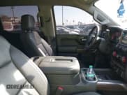 ✅ 2021 Chevrolet Silverado 1500 LT Trail Boss • VIN: 3GCPYFED7MG100605 • Lot: 43639256. Wystawiony na IAAI z przebiegiem 79 410 mil. Bezpłatny archiwum sprzedaży aukcyjnych z USA i szczegółowy raport historii pojazdu na DreamBid. Zdjęcie 5.