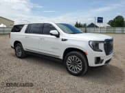 ✅ 2023 GMC Yukon XL Denali Ultimate • VIN: 1GKS2KKL9PR557408 • Lot: 49269735. Wystawiony na Copart z przebiegiem 23 853 mil. Bezpłatny archiwum sprzedaży aukcyjnych z USA i szczegółowy raport historii pojazdu na DreamBid. Zdjęcie 4.