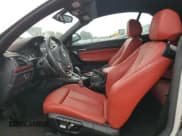 ✅ 2016 BMW 2 Series 228i xDrive • VIN: WBA1L9C51GV324317 • Lot: 83972155. Wystawiony na Copart z przebiegiem Nie podano. Bezpłatny archiwum sprzedaży aukcyjnych z USA i szczegółowy raport historii pojazdu na DreamBid. Zdjęcie 7.