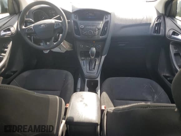 ✅ 2018 Ford Focus SE • VIN: 1FADP3F26JL327953 • Лот: 84522605. Опубликован ранее на Copart с пробегом 111 624 миль. Бесплатный доступ к архиву аукционных продаж из США и подробный отчёт об истории автомобиля на DreamBid. Изображение 8.