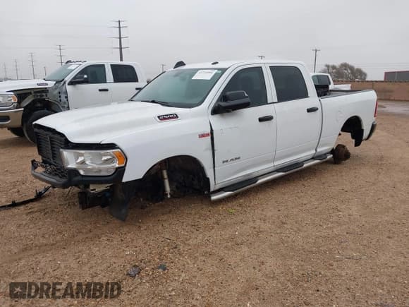 ✅ 2019 Ram 2500 Tradesman • VIN: 3C6UR5CJ3KG518523 • Lot: 43724966. Wystawiony na IAAI z przebiegiem Nie podano. Bezpłatny archiwum sprzedaży aukcyjnych z USA i szczegółowy raport historii pojazdu na DreamBid. Zdjęcie 17.