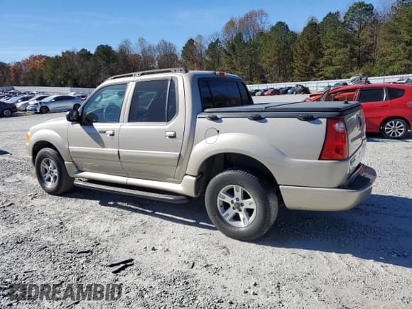 ✅ 2005 Ford Explorer Sport Trac XLS • VIN: 1FMZU67K55UA47591 • Лот: 92849405. Опубликован ранее на Copart с пробегом 147 035 миль. Бесплатный доступ к архиву аукционных продаж из США и подробный отчёт об истории автомобиля на DreamBid. Изображение 2.