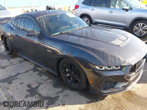 ✅ 2024 Ford Mustang GT Premium • VIN: 1FA6P8CF8R5424665 • Лот: 43723597. Опубликован ранее на IAAI с пробегом 25 022 миль. Бесплатный доступ к архиву аукционных продаж из США и подробный отчёт об истории автомобиля на DreamBid. Изображение 1.