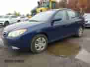 2010 Hyundai Elantra GLS z VIN KMHDU4AD9AU184097, wystawiony jako IAAI lot #43599259 z przebiegiem 136 706 mil mil oraz . Historia ofert i sprzedaży dostępna na DreamBid. Obrazek 2.