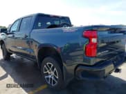 ✅ 2019 Chevrolet Silverado 1500 LT Trail Boss • VIN: 1GCPYFED1KZ366585 • Lot: 42853574. Wystawiony na IAAI z przebiegiem 102 469 mil. Bezpłatny archiwum sprzedaży aukcyjnych z USA i szczegółowy raport historii pojazdu na DreamBid. Zdjęcie 3.