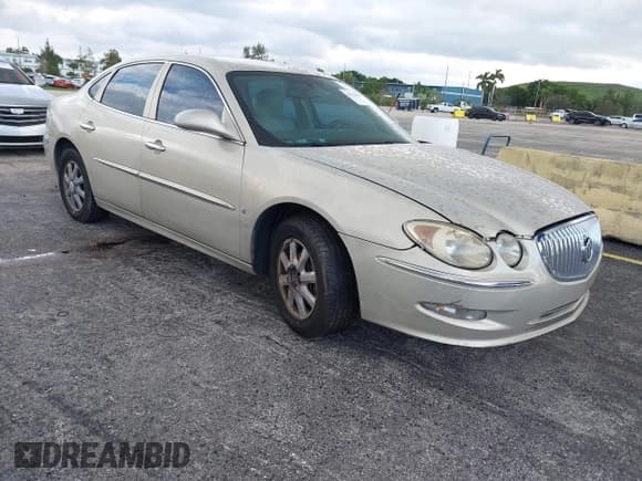 ✅ 2008 Buick LaCrosse CXL • VIN: 2G4WD582X81210649 • Lot: 43554991. Wystawiony na IAAI z przebiegiem 258 614 mil. Bezpłatny archiwum sprzedaży aukcyjnych z USA i szczegółowy raport historii pojazdu na DreamBid. Zdjęcie 1.