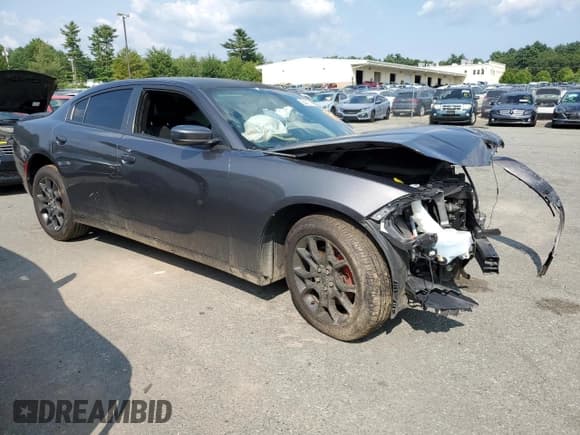 ✅ 2018 Dodge Charger GT • VIN: 2C3CDXJG9JH211107 • Lot: 92882775. Wystawiony na Copart z przebiegiem Nie podano. Bezpłatny archiwum sprzedaży aukcyjnych z USA i szczegółowy raport historii pojazdu na DreamBid. Zdjęcie 4.
