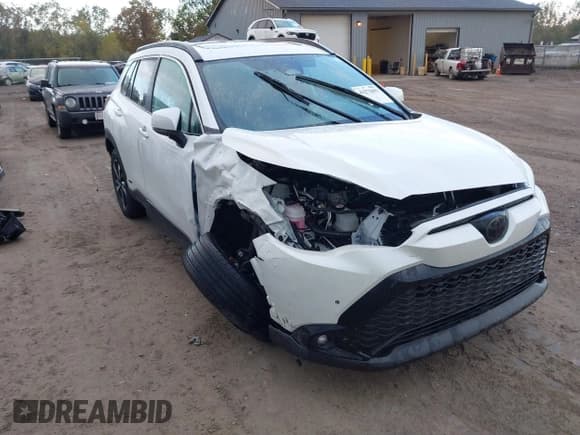 ✅ 2024 Toyota Corolla Cross Hybrid S • VIN: 7MUFBABG2RV055666 • Lot: 43272803. Listed on IAAI with 6,859 mi. Free auction sales archive from the USA and detailed vehicle history report at DreamBid. Image 1.