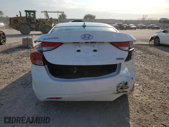 ✅ 2012 Hyundai Elantra GLS • VIN: 5NPDH4AEXCH081334 • Lot: 82002295. Listed on Copart with 119,946 mi. Free auction sales archive from the USA and detailed vehicle history report at DreamBid. Image 6.