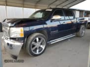 ✅ 2012 Chevrolet Silverado 1500 • VIN: 1GCPCSE7XCF165532 • Лот: 86780984. Опубликован ранее на Copart с пробегом 148 080 миль. Бесплатный доступ к архиву аукционных продаж из США и подробный отчёт об истории автомобиля на DreamBid. Изображение 1.