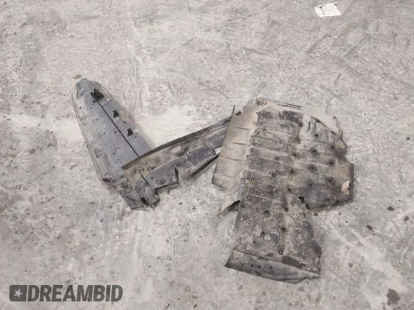 ✅ 2023 Chevrolet Silverado 1500 Custom • VIN: 1GCPABEK0PZ155669 • Lot: 42191863. Wystawiony na IAAI z przebiegiem 53 363 mil. Bezpłatny archiwum sprzedaży aukcyjnych z USA i szczegółowy raport historii pojazdu na DreamBid. Zdjęcie 12.