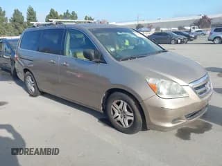 ✅ 2005 Honda Odyssey EX-L • VIN: 5FNRL38795B107834 • Lot: 43876410. Listed on IAAI with 280,349 mi. Free auction sales archive from the USA and detailed vehicle history report at DreamBid. Image 1.