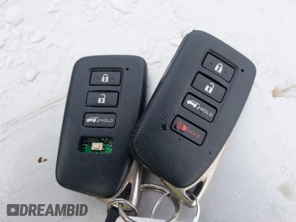 ✅ 2015 Lexus NX 200t • VIN: JTJBARBZ6F2040972 • Lot: 41179392. Wystawiony na IAAI z przebiegiem 103 124 mil. Bezpłatny archiwum sprzedaży aukcyjnych z USA i szczegółowy raport historii pojazdu na DreamBid. Zdjęcie 11.