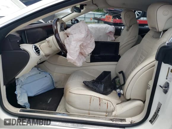 ✅ 2019 Mercedes-Benz S 560 • VIN: WDDXK8DB6KA038127 • Lot: 59466694. Wystawiony na Copart z przebiegiem Nie podano. Bezpłatny archiwum sprzedaży aukcyjnych z USA i szczegółowy raport historii pojazdu na DreamBid. Zdjęcie 7.