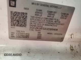 2018 Chevrolet Silverado 2500HD Work Truck z VIN 1GC2KUEG2JZ320434, wystawiony jako IAAI lot #43071138 z przebiegiem 162 377 mil mil oraz . Historia ofert i sprzedaży dostępna na DreamBid. Obrazek 1.