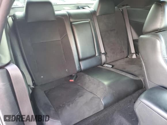 ✅ 2022 Dodge Challenger R/T Scat Pack • VIN: 2C3CDZFJ1NH160272 • Lot: 49974904. Wystawiony na Copart z przebiegiem 17 653 mil. Bezpłatny archiwum sprzedaży aukcyjnych z USA i szczegółowy raport historii pojazdu na DreamBid. Zdjęcie 10.