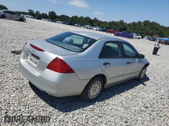 2007 Honda Accord VP with VIN 1HGCM56187A145520, listed as a Copart auction lot 70901455 with 235,095 mi miles and Salvage title. Bid and sale history available at DreamBid. Image 3.