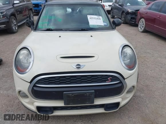 ✅ 2017 MINI Hardtop Cooper S • VIN: WMWXP7C39H3B94675 • Lot: 42532420. Wystawiony na IAAI z przebiegiem 94 340 mil. Bezpłatny archiwum sprzedaży aukcyjnych z USA i szczegółowy raport historii pojazdu na DreamBid. Zdjęcie 12.