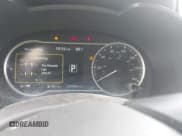 ✅ 2021 Nissan Versa SV • VIN: 3N1CN8EV6ML826686 • Lot: 43377635. Wystawiony na IAAI z przebiegiem 124 338 mil. Bezpłatny archiwum sprzedaży aukcyjnych z USA i szczegółowy raport historii pojazdu na DreamBid. Zdjęcie 7.