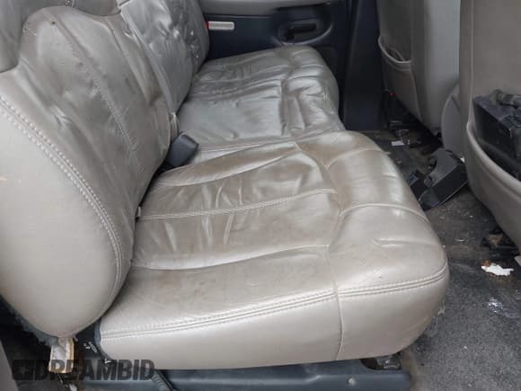 ✅ 2002 Chevrolet Suburban LT • VIN: 1GNFK16Z12J148114 • Лот: 42180158. Опубликован ранее на IAAI с пробегом 231 149 миль. Бесплатный доступ к архиву аукционных продаж из США и подробный отчёт об истории автомобиля на DreamBid. Изображение 8.